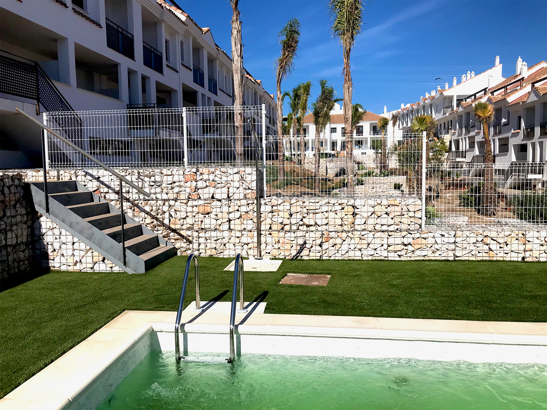 Gaviones (Iron Grid) - Mijas
