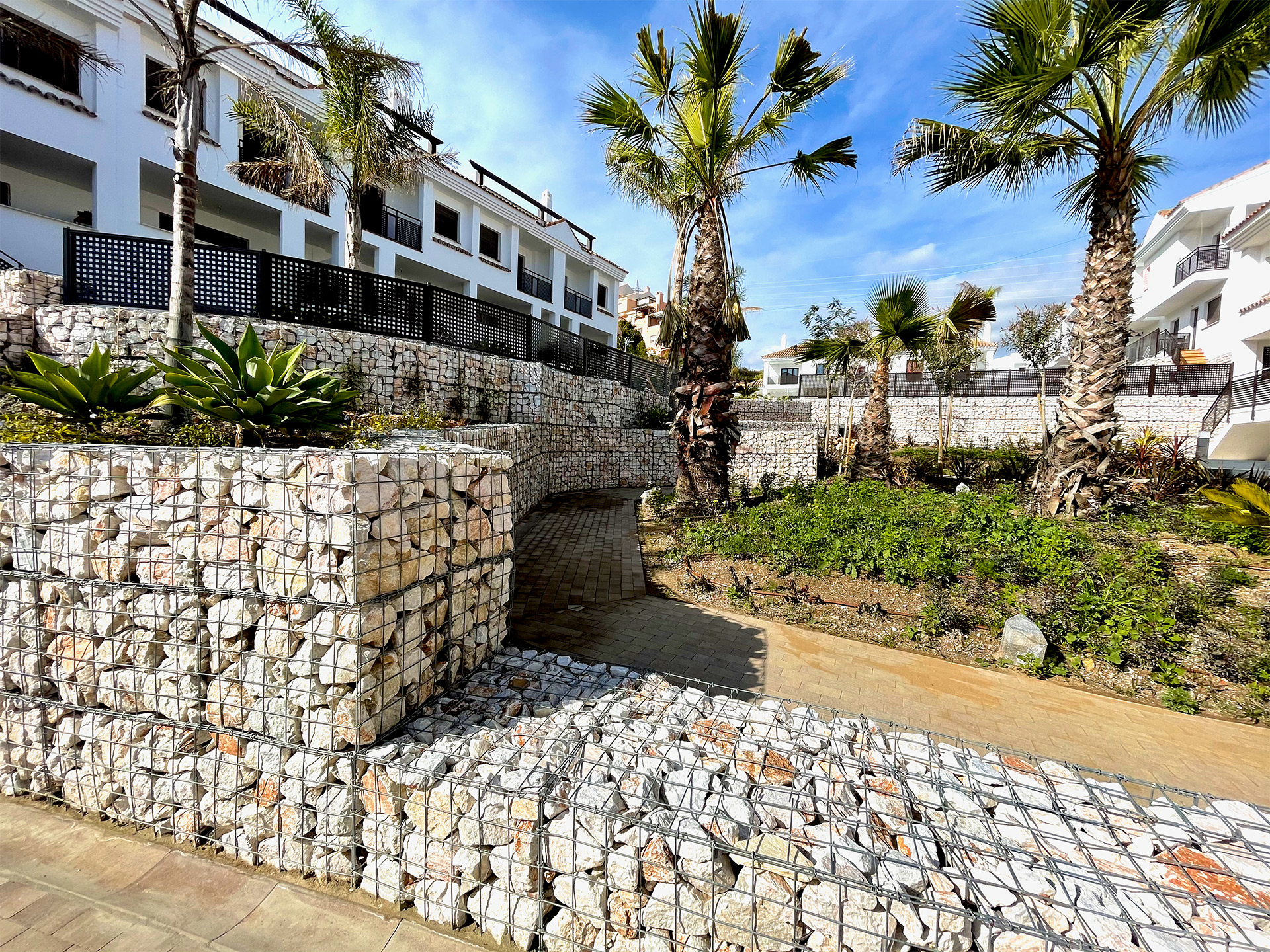 Gaviones (Iron Grid) - Mijas