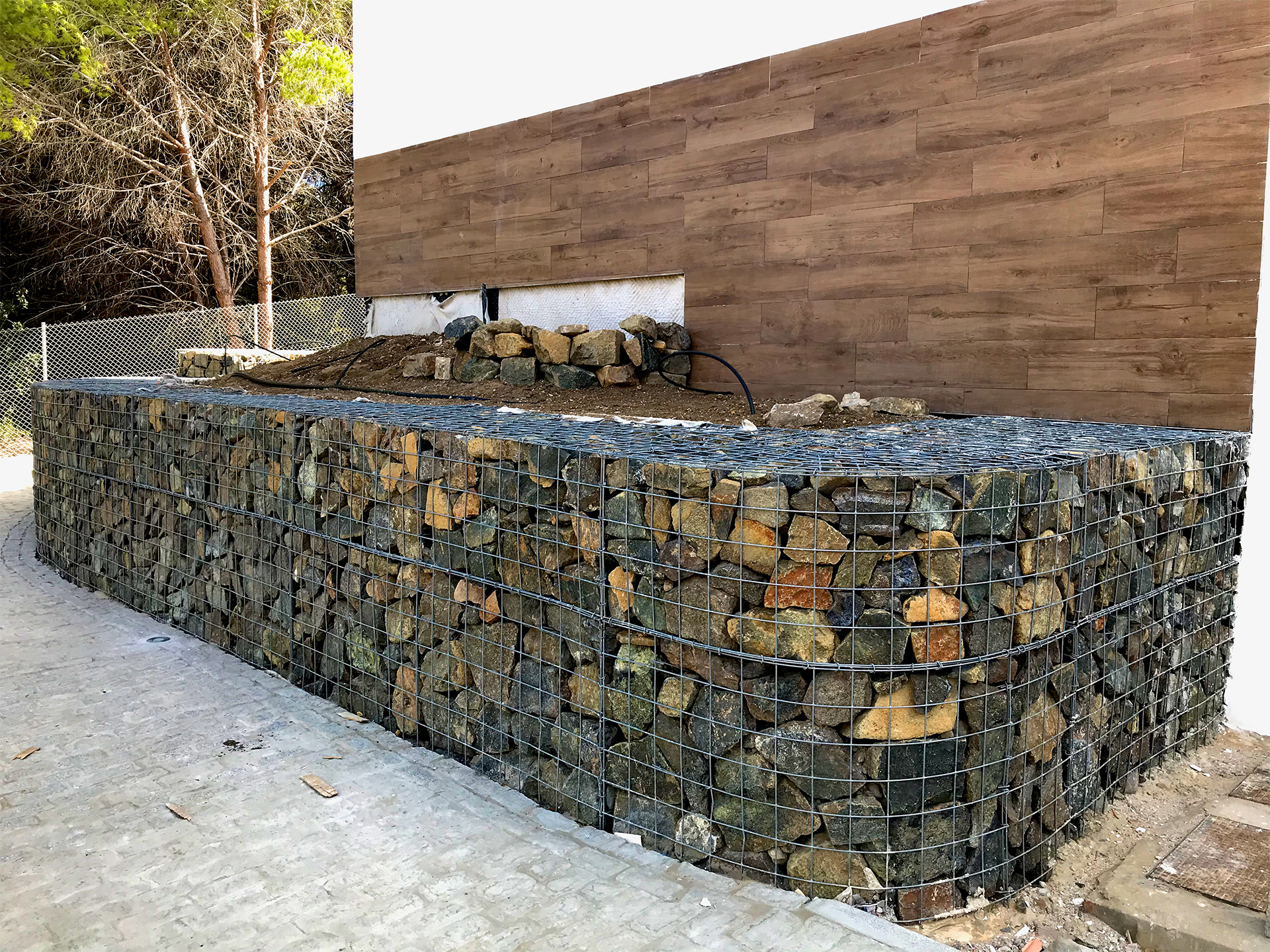 Gaviones (Iron Grid) - Sotogrande